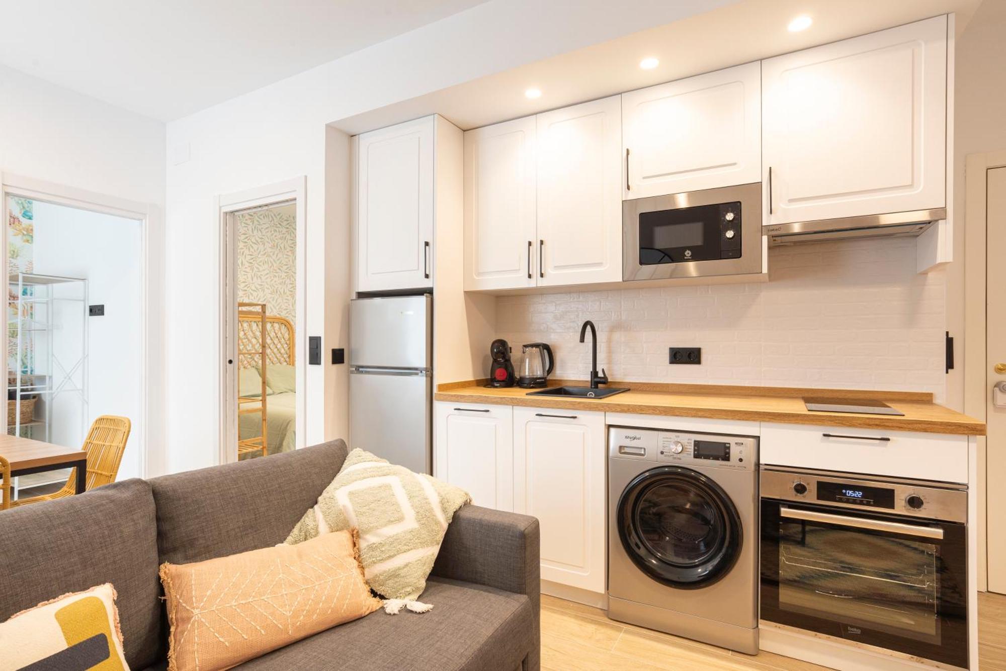 II Cozy & Modern Apartment Ayr Malaga Bagian luar foto